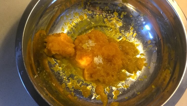 酥炸南瓜球步骤4