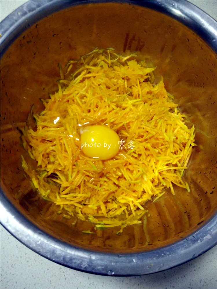 风味南瓜饼步骤4