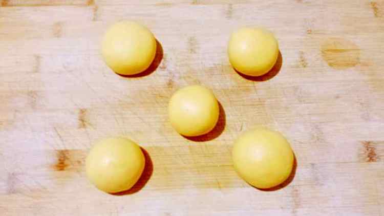 南瓜麻团步骤5