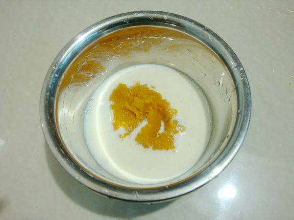牛奶南瓜软饼步骤4
