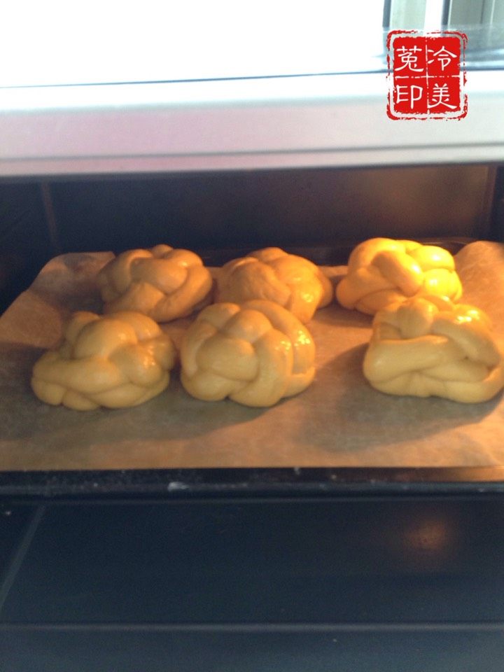 南瓜绣球面包步骤24