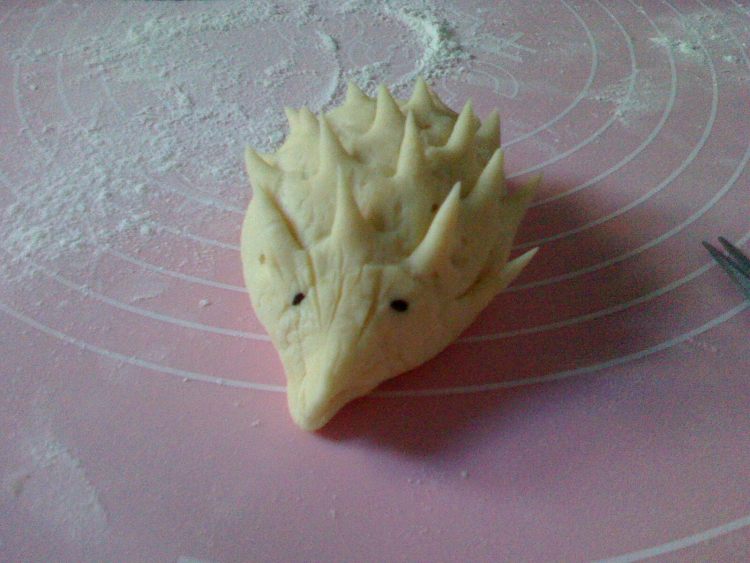 刺猬南瓜馒头步骤8
