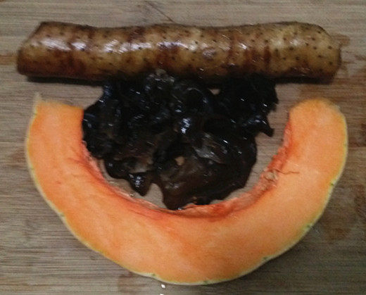 山药南瓜咸肉煲步骤1