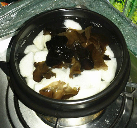 山药南瓜咸肉煲步骤5