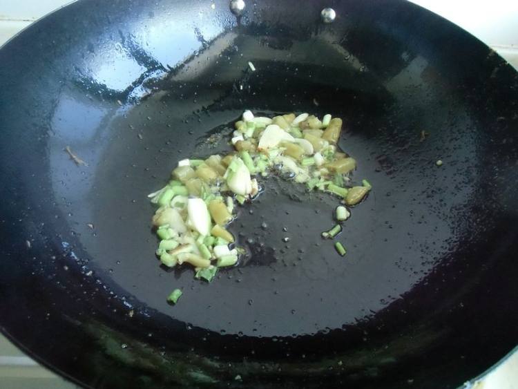 茄子烧粉条步骤8