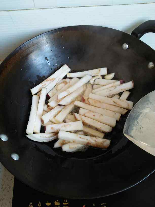 茄子炒土豆步骤3