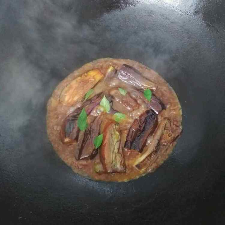 酥子叶味酱茄子步骤11