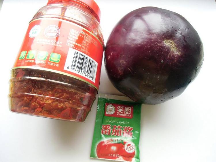 麻辣茄子步骤1