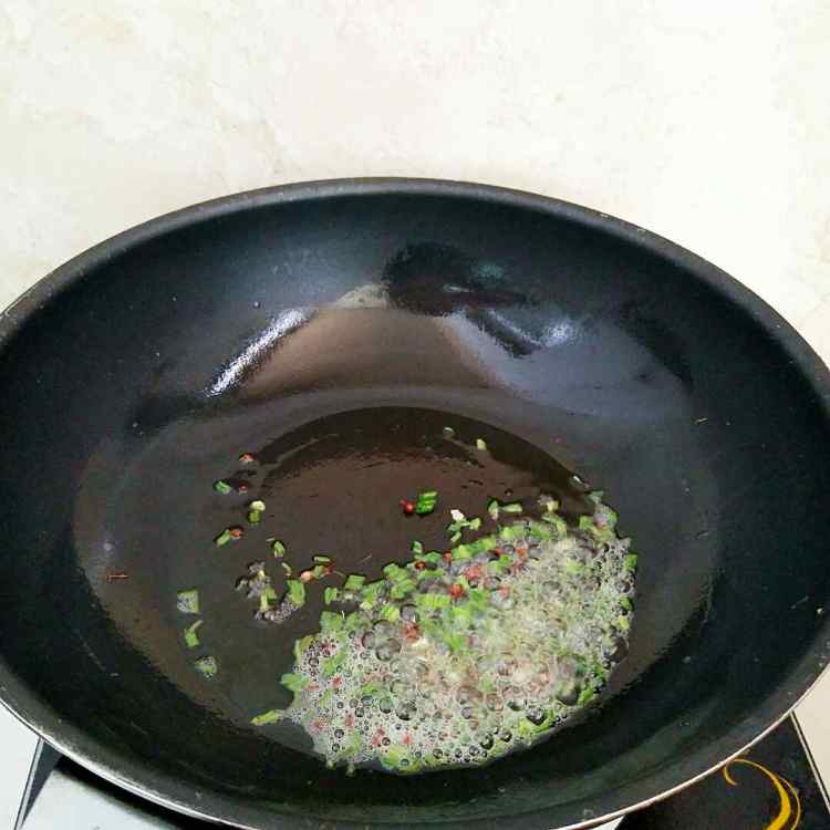 淋油蒜泥茄子步骤6