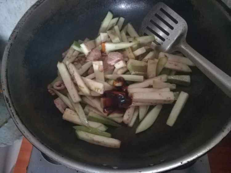 蚝油茄子条步骤8