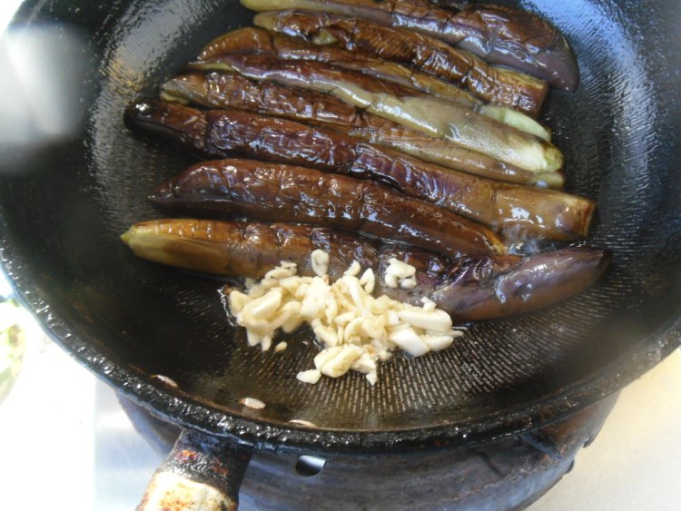 黄豆酱烧茄子步骤7