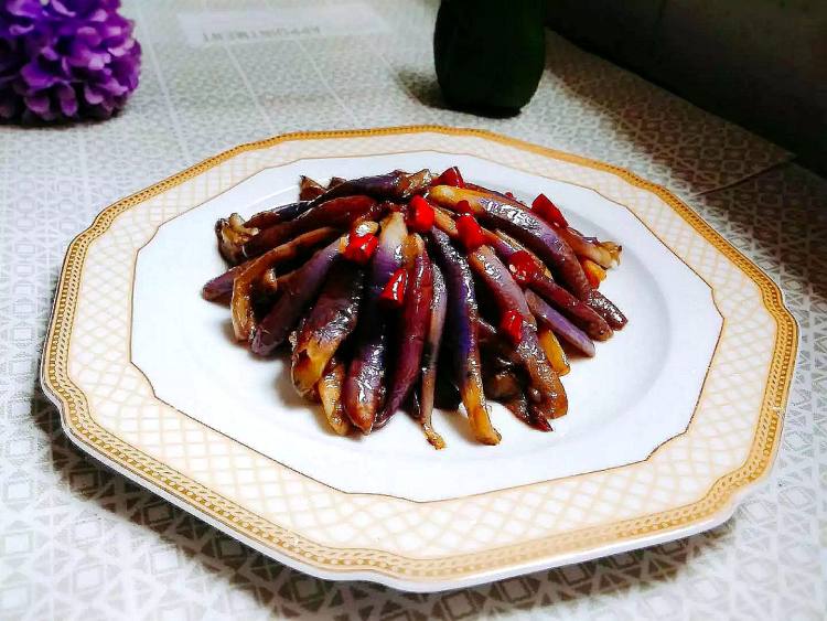 榨菜肉丝煎茄子步骤8