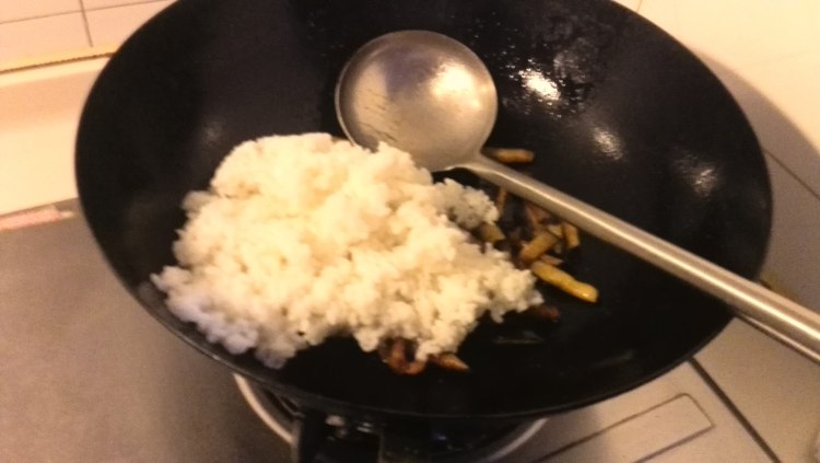 茄子炒饭步骤9