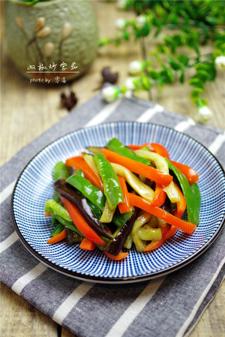 双椒炒紫茄步骤10