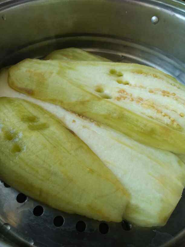 西红柿土豆炒茄泥步骤2