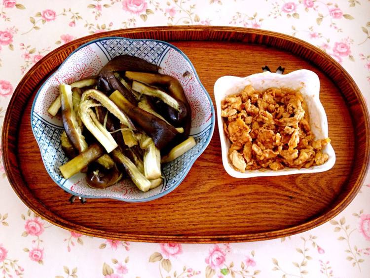 鸡蛋酱蒸茄子步骤7