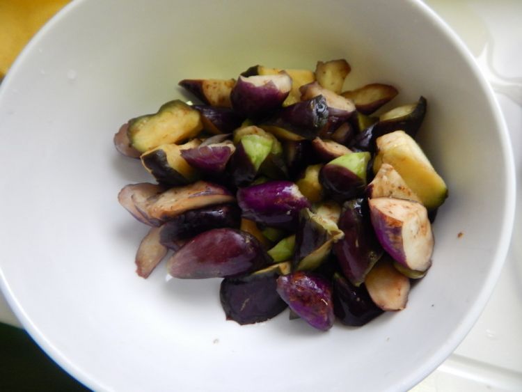 蚝油土豆烧茄子步骤4