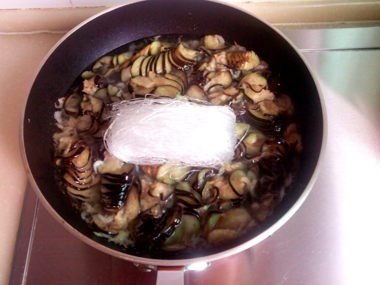 茄子虾皮粉步骤5