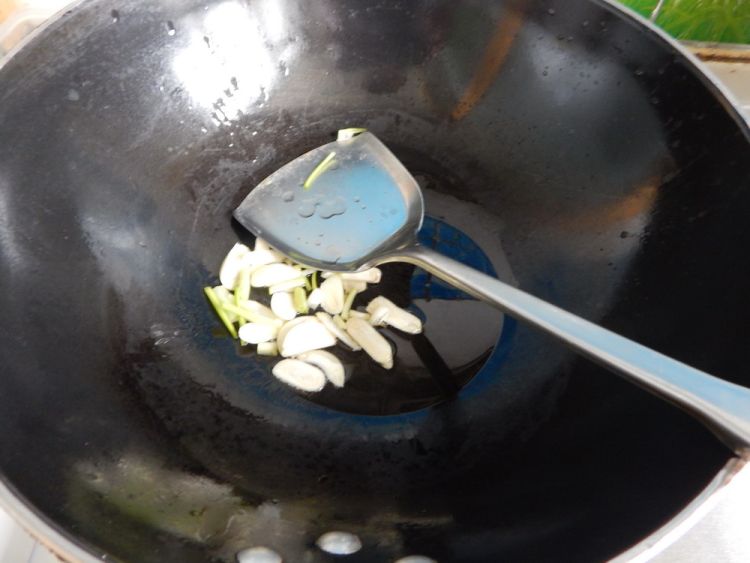 豆角辣烧茄子步骤6