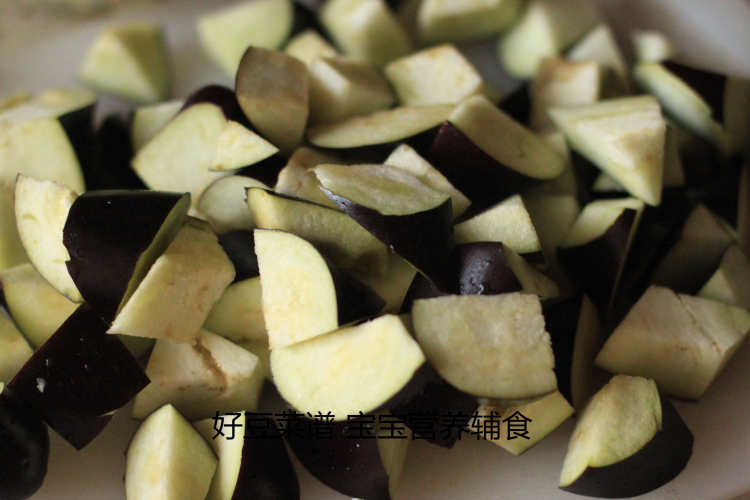 洋葱口蘑煮茄丁步骤3