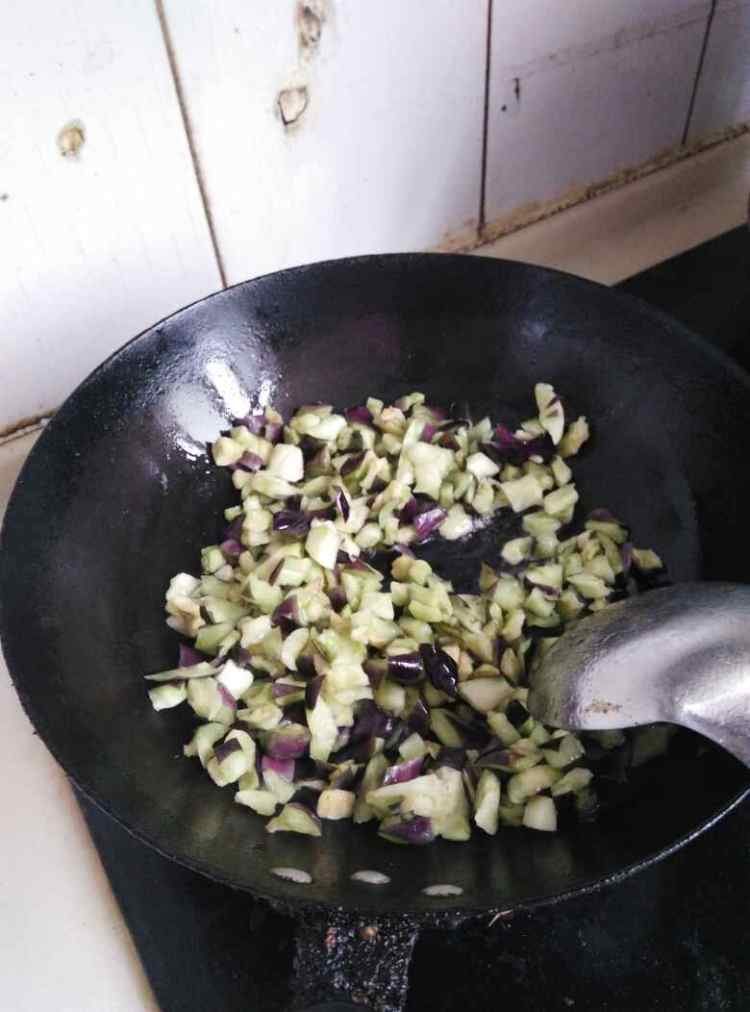 茄子牛肉酱凉面#新鲜步骤5