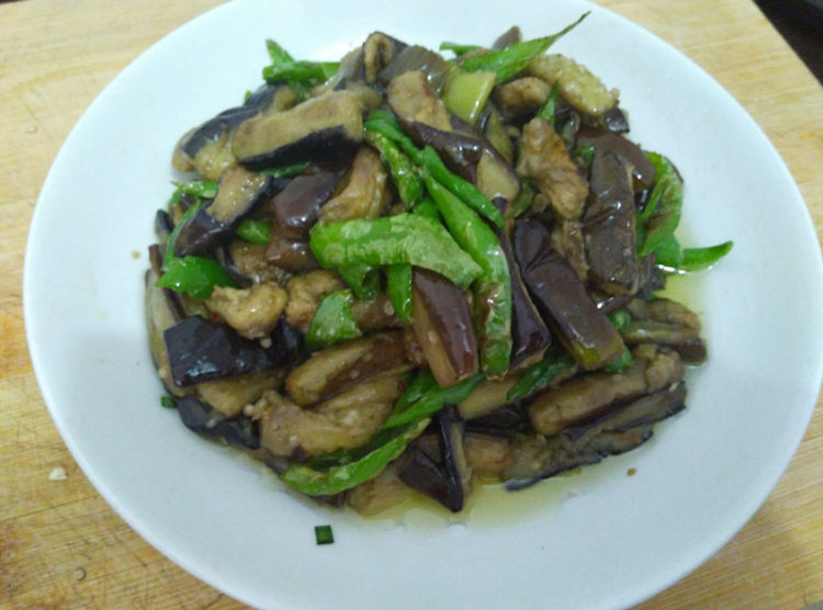 青椒炒茄子条步骤10