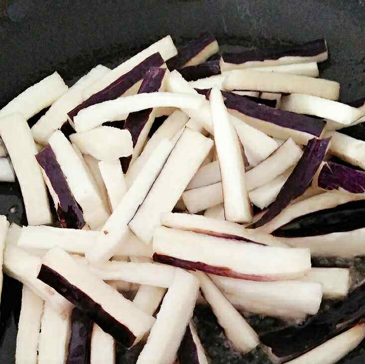 肉丝虾米茄子步骤6