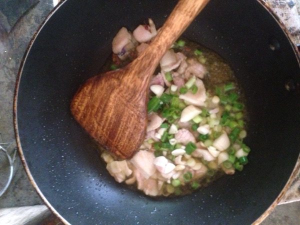 茄子炒肉片步骤4