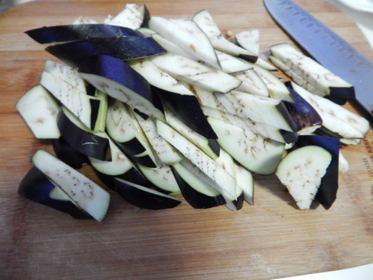 茄子烧豆腐步骤2