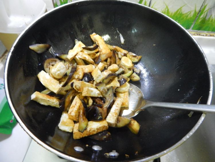 茄子烧豆腐步骤10