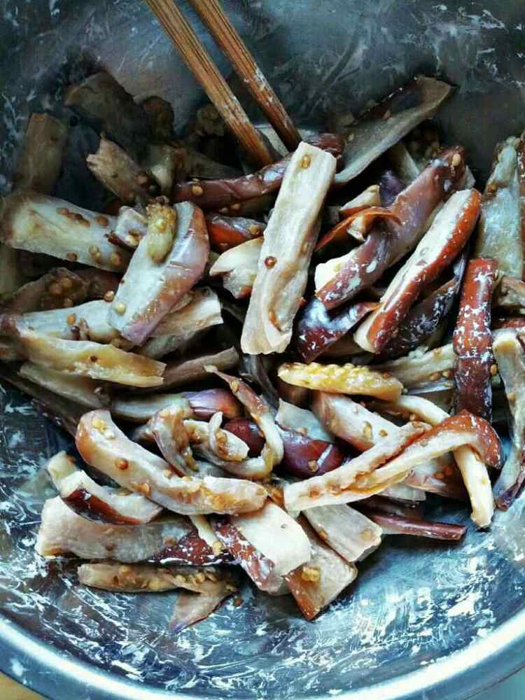 番茄汁烧茄子步骤4