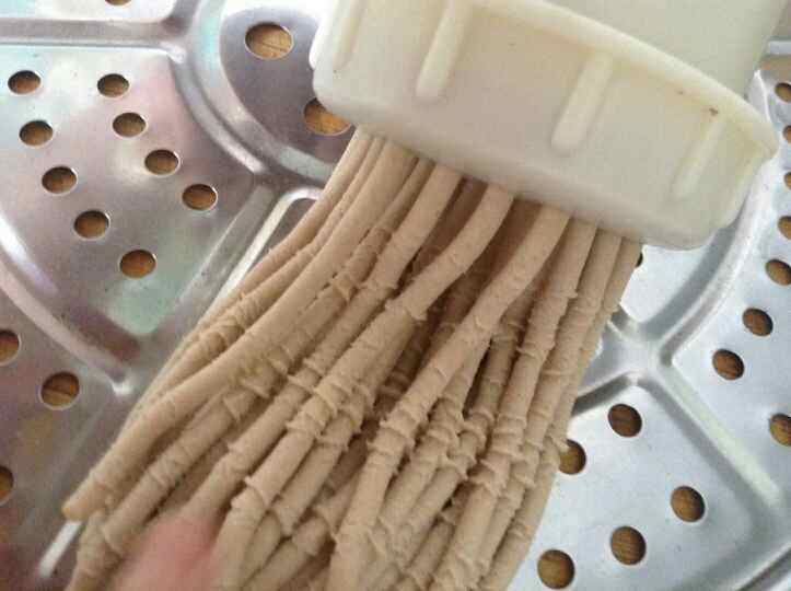 莜面饸饹配熬菜步骤9