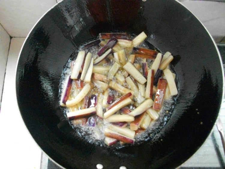 长豆角烧茄子步骤3