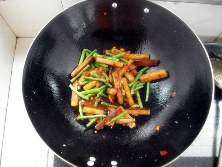 长豆角烧茄子步骤7