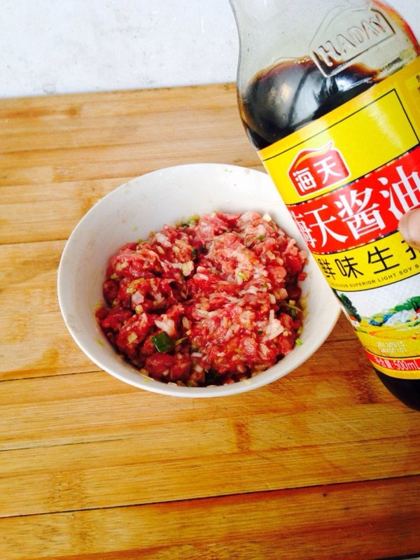 香煎猪肉茄盒步骤4