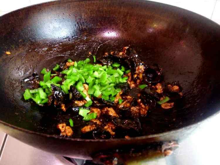 土豆茄子拌肉酱步骤5