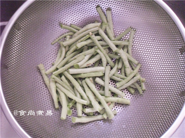 蒜蓉炒三宝步骤5
