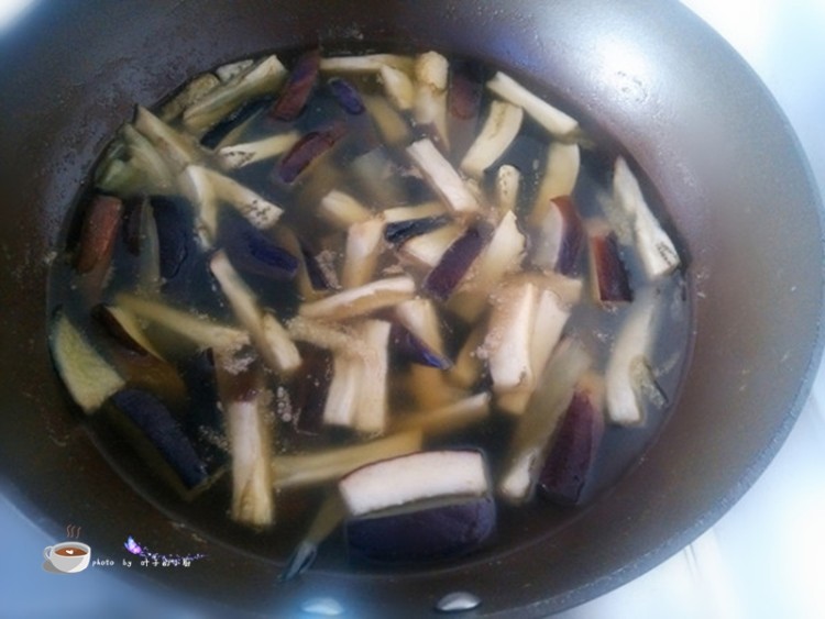 【儿童美食】鱼香茄子步骤6