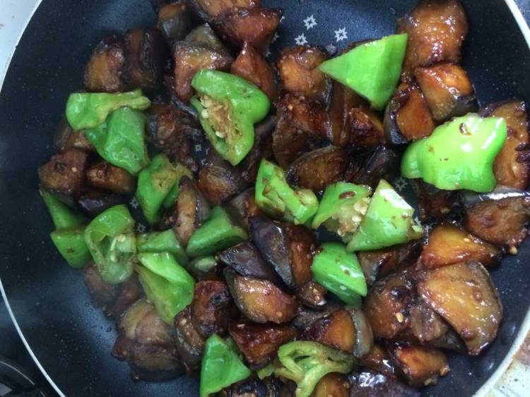 辣椒烧茄子步骤6