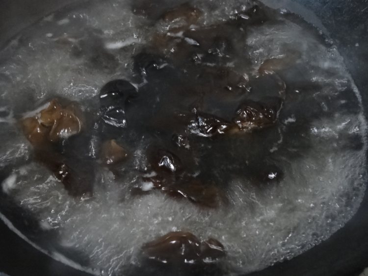 茄子拌木耳步骤4