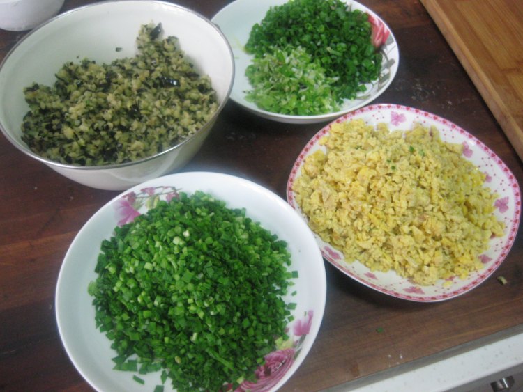 茄子鸡蛋饺子步骤5