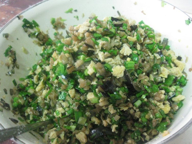茄子鸡蛋饺子步骤8