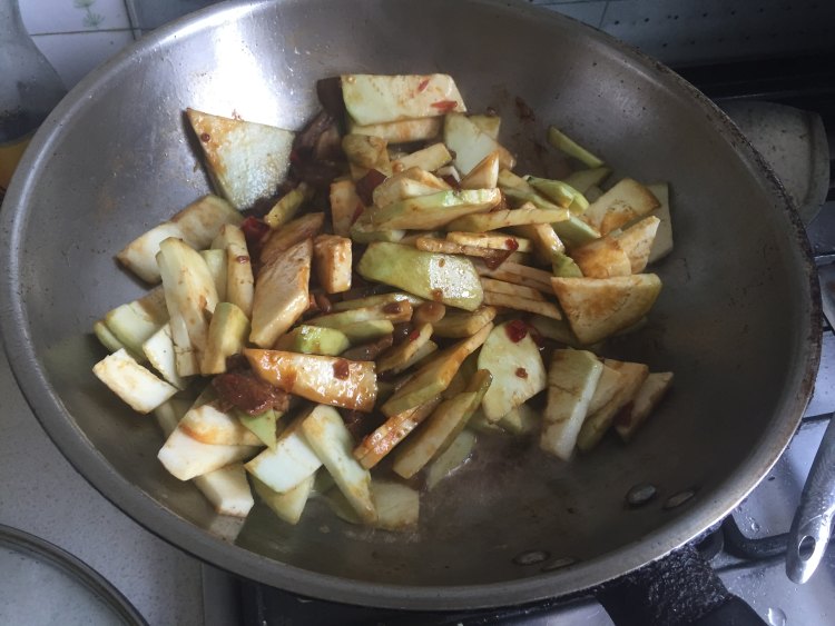 茄子炒剩肉步骤10