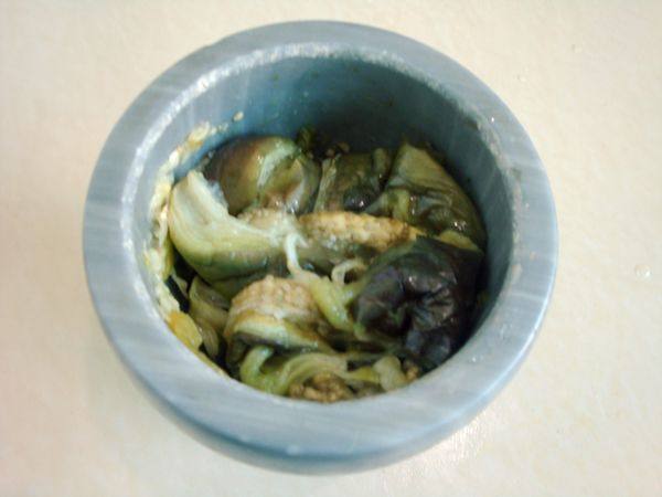 烧椒捣茄子步骤7