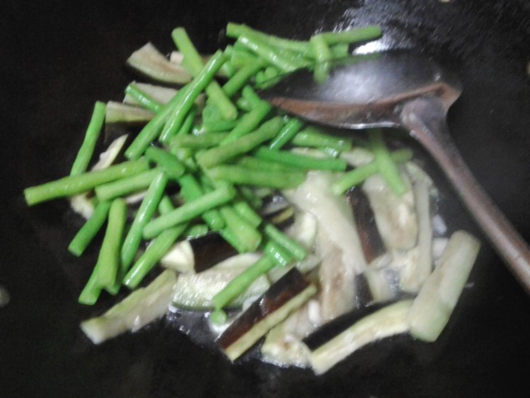 煸炒三鲜步骤7