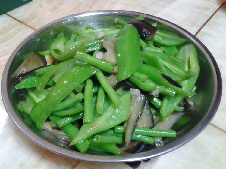煸炒三鲜步骤9