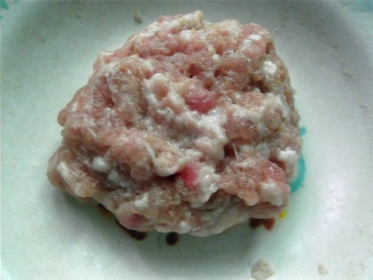 土豆肉末烧茄子步骤3