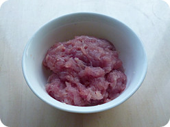 香辣肉末茄子步骤2