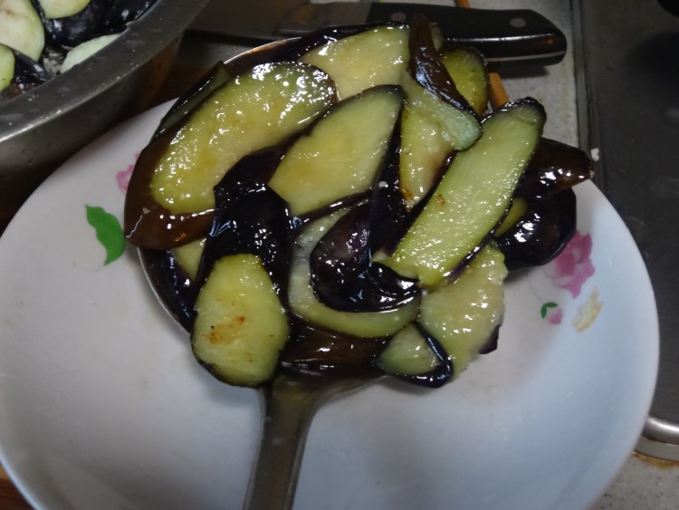 蒜香煎茄子步骤7