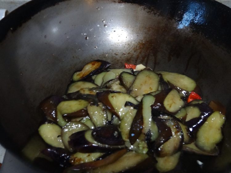 蒜香煎茄子步骤11